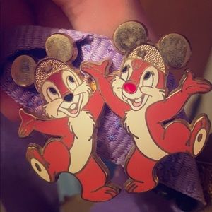 Chip and dale Disney pin